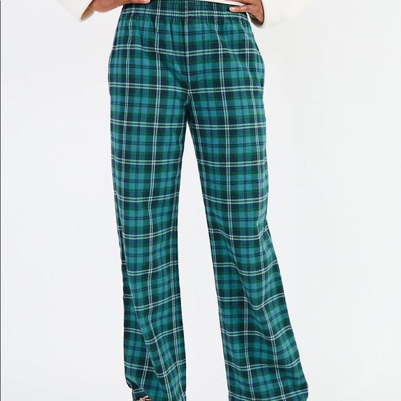 TNA Oakwood Pants - Aritzia - Picture 4 of 5